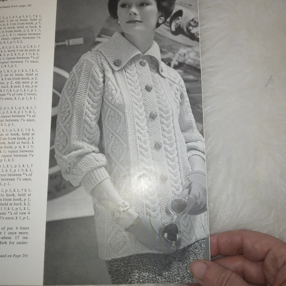 BOOK Aran Fisherman Sweaters to KNIT for men women and children Stunning…